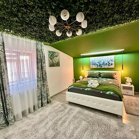 טורדה Deyinn Guest House Centrum מראה חיצוני תמונה