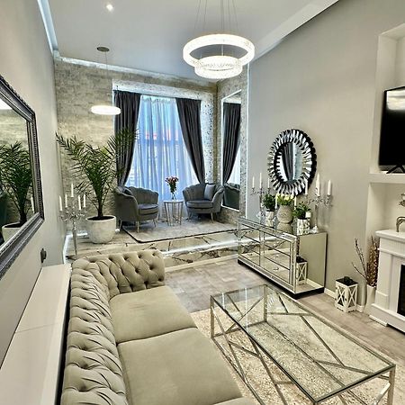 טורדה Deyinn Guest House Centrum מראה חיצוני תמונה