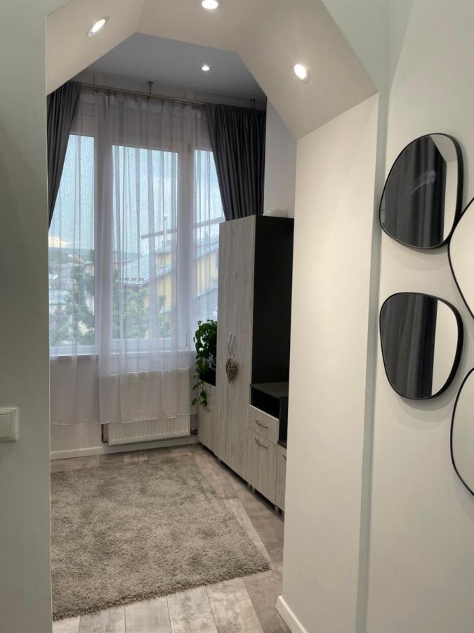 טורדה Deyinn Guest House Centrum מראה חיצוני תמונה