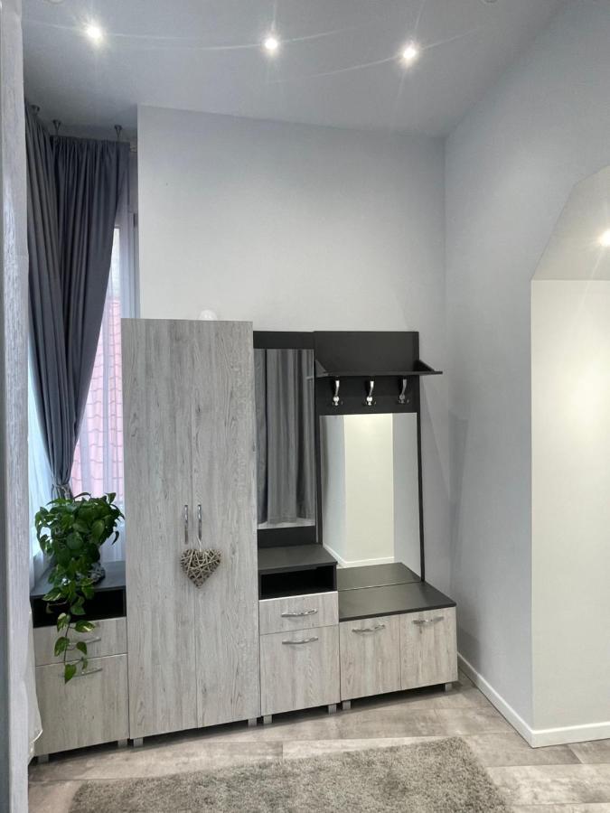 טורדה Deyinn Guest House Centrum מראה חיצוני תמונה