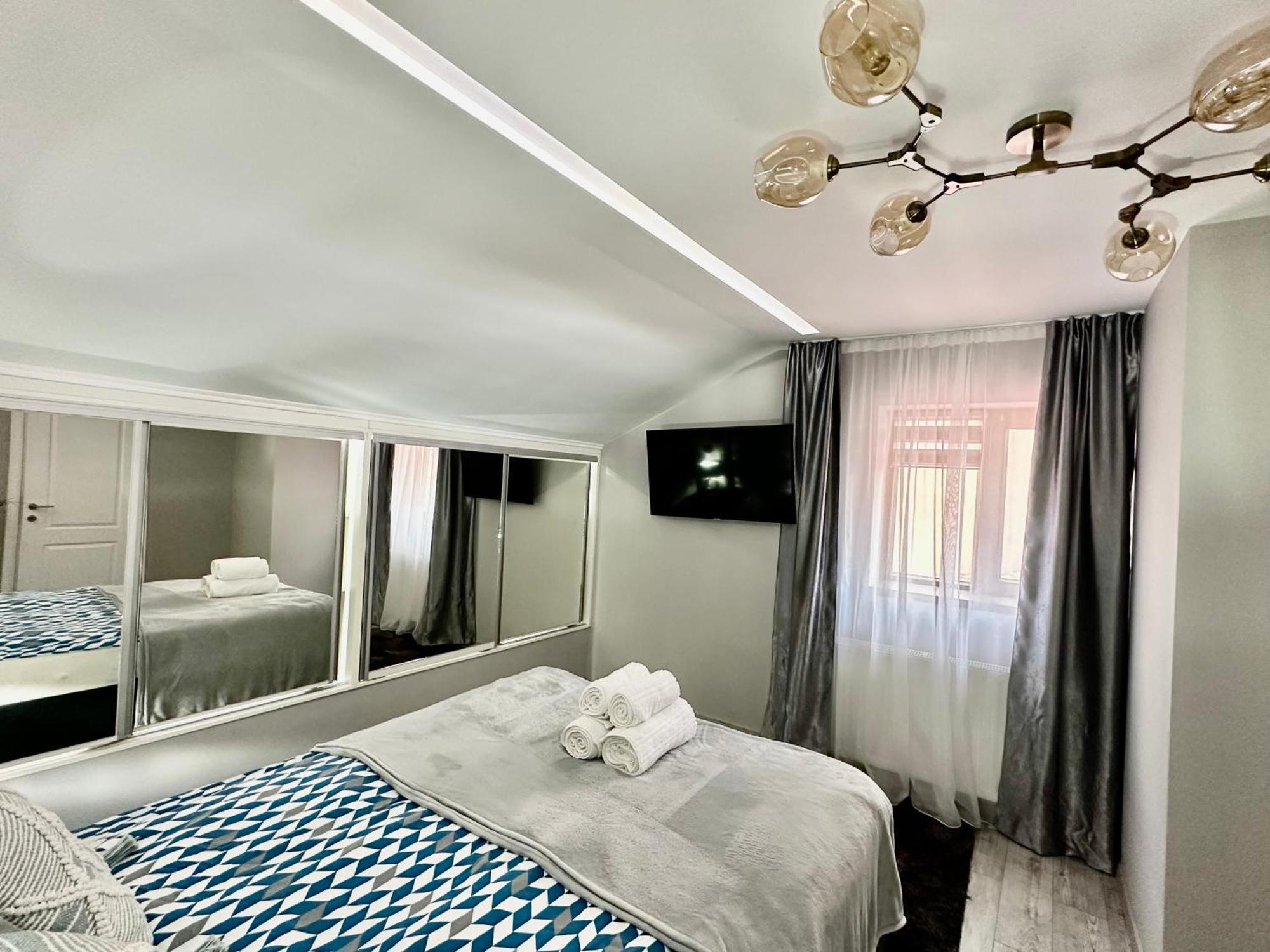 טורדה Deyinn Guest House Centrum מראה חיצוני תמונה